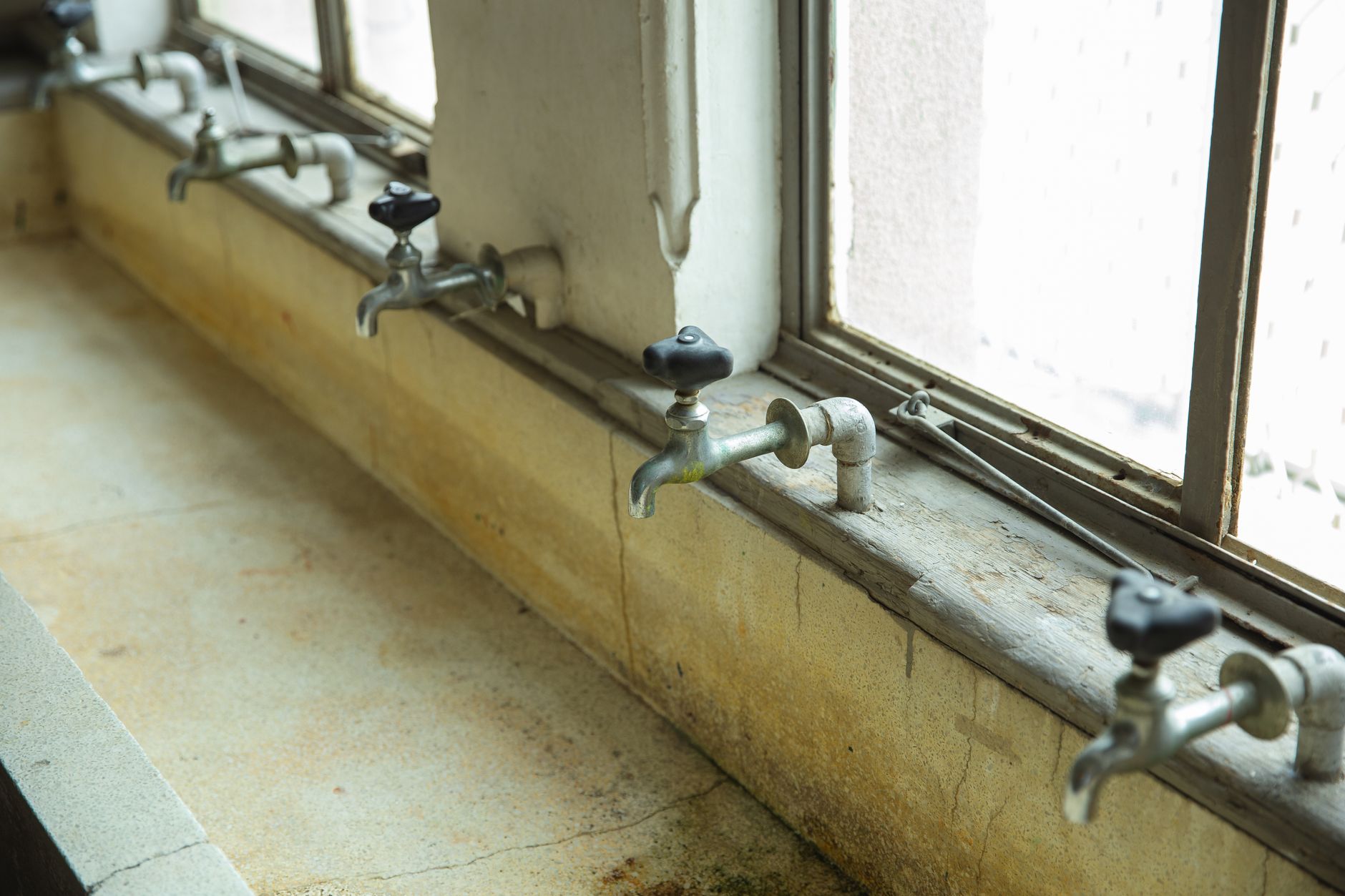 Before — Kitchen faucet upgrade